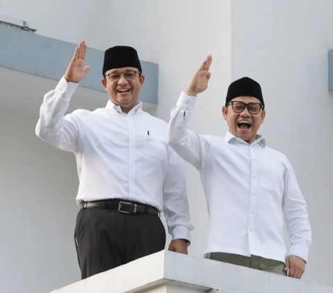 Senyum Anies Respons Tidak akan Didukung Keluarga Gus Dur di Pilpres 2024