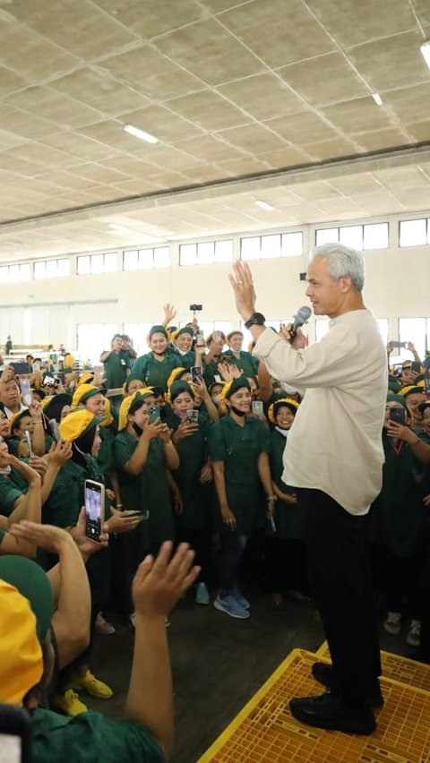 Tembang Cinta dari Buruh Linting untuk Ganjar