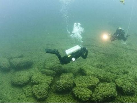 Lebih Tua dari Mesir Kuno, Peradaban Berusia 9.000 Tahun Ditemukan di Dasar Danau