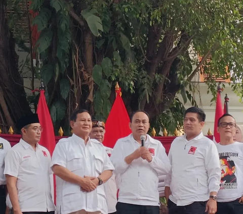 Projo Angkat Prabowo Jadi Anggota Kehormatan
