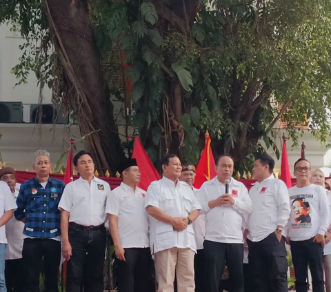 Projo Angkat Prabowo Jadi Anggota Kehormatan