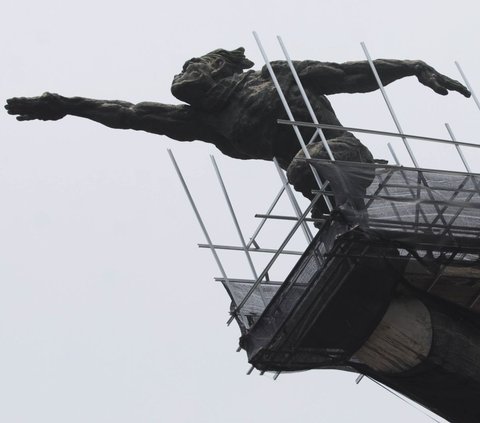 Pemprov DKI Jakarta melalui UP Pusat Konservasi Cagar Budaya melakukan pembersihan Monumen Dirgantarau atau Patung Pancoran. Patung tersebut diketahui terakhir dibersihkan pada 2014 lalu.