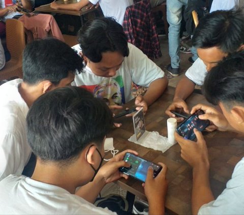 Sahabat Ganjar dan KawanJuang GP Gelar Turnamen e-Sport Mobile Legend Serentak di Tiga Kota