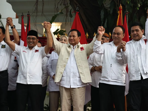 Ketum Projo Klaim Dukungan ke Prabowo Gambarkan Arah Politik Jokowi