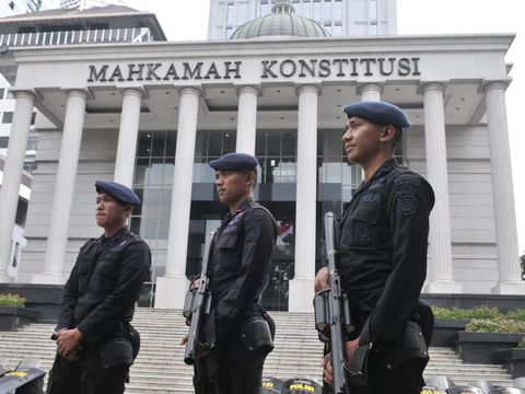 MK Bacakan Putusan Batas Usia Capres-Capres Besok, Polisi Kerahkan 1.992 Personel