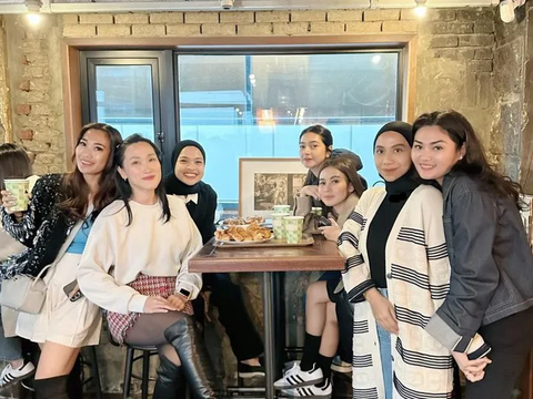 Foto-foto Nabila Syakieb Jalan-jalan di Korea Selatan, Potret Bareng Yasmine Wildblood Disebut Kayak Gadis