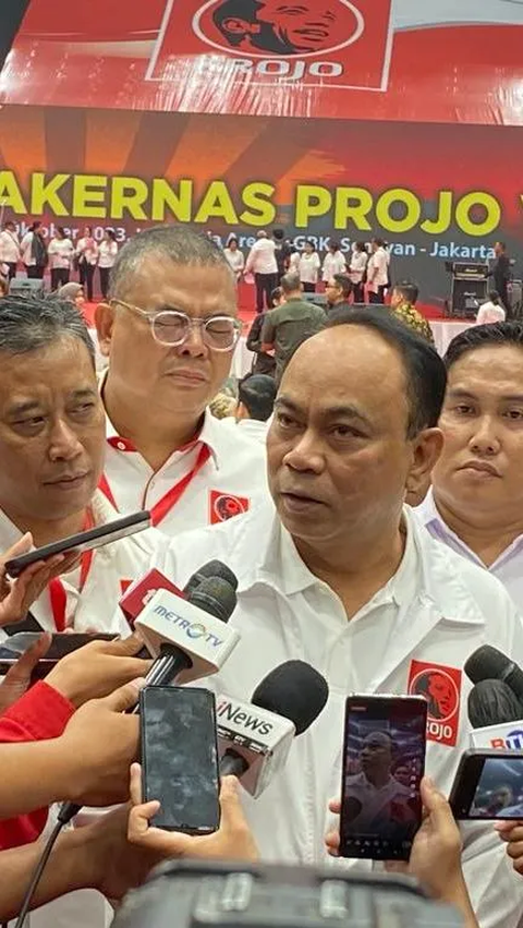 Budi Arie Ungkap Arti Jokowi 8 Kali Pukul Gong di Rakernas Projo & Dukungan ke Prabowo