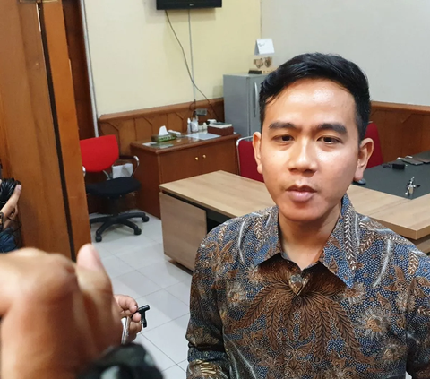 Profil Almas, Mahasiswa Solo yang Bikin Gibran Penuhi Syarat Maju Cawapres