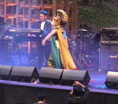 Keseruan Seni Tari Lengger Berkolaborasi dengan Musik Jazz di Banyumas, Bikin Penonton Terpukau