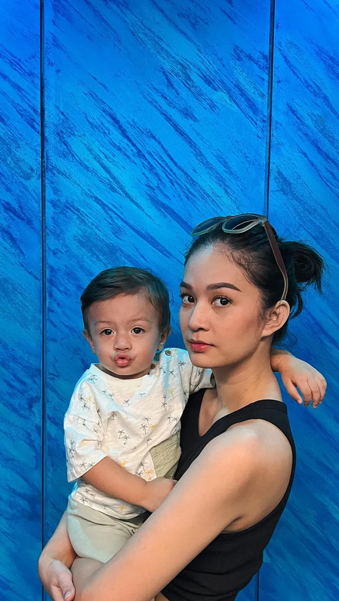 Deretan Foto Faradilla Yoshi Liburan di Bali Bersama Keluarga, Potret Lucu Baby Arash Bikin Salfok