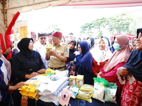 Gerakan Pangan Murah di Banyuwangi Disambut Antusias Warga