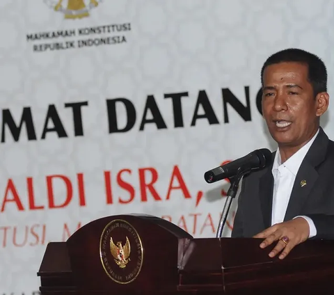 Profil Saldi Isra dan Arief Hidayat, Hakim MK yang Bongkar Keganjilan Putusan Kepala Daerah Bisa Maju Pilpres