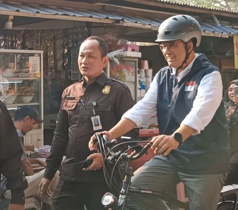 Nostalgia saat Jabat Gubernur DKI, Anies Bersepeda ke RS Fatmawati untuk Cek Kesehatan