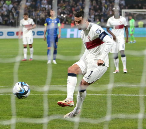 FOTO: Aksi Portugal Bersama Cristiano Ronaldo Cukur Habis Bosnia Tanpa Ampun, Panen 5 Gol di Babak Pertama Kualifikasi Euro 2024