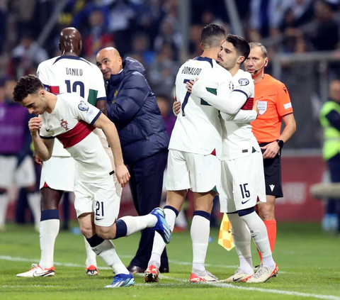 FOTO: Aksi Portugal Bersama Cristiano Ronaldo Cukur Habis Bosnia Tanpa Ampun, Panen 5 Gol di Babak Pertama Kualifikasi Euro 2024