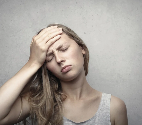 7 Tanda Kelelahan Mental dan 6 Penyebab yang Sering Terabaikan