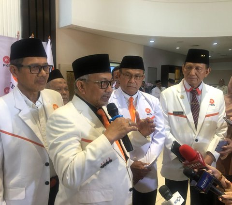 PKS Soal Putusan MK Kepala Daerah Bisa Maju Pilpres: Kita Hormati