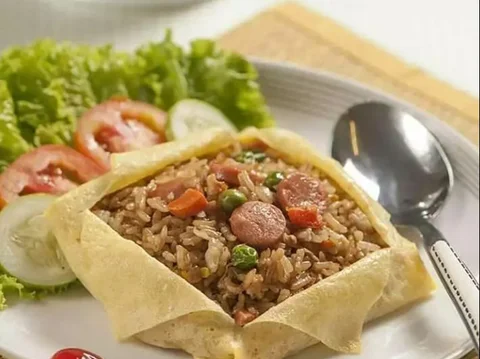 10. Nasi Goreng Selimut