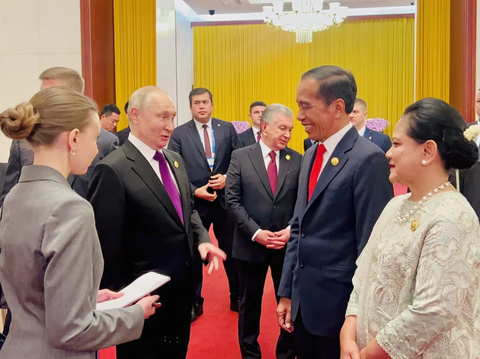 Momen Akrab Jokowi dan Vladimir Putin di China