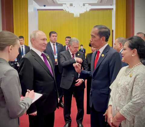 Momen Akrab Jokowi dan Vladimir Putin di China