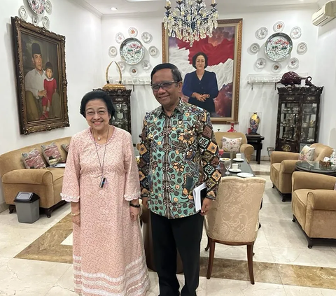 Gibran Ikuti Perintah DPP PDIP: Batal ke Jakarta, Pertemuan Dijadwalkan Ulang