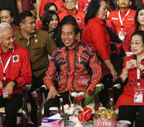 Dulu Datang di Deklarasi Capres Ganjar Pranowo, Jokowi Tak Hadir Pengumuman Cawapres PDIP