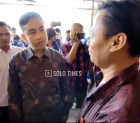 Gibran Didemo Warga Solo, Saat Ditanya Keluhan Jawaban Pendemo Bikin Geleng-Geleng