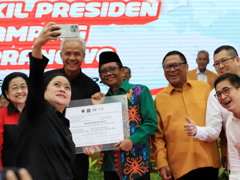 Mahfud MD Ajak Istri, Anak Hingga Cucu saat Ditunjuk Sebagai Bakal Cawapres 2024