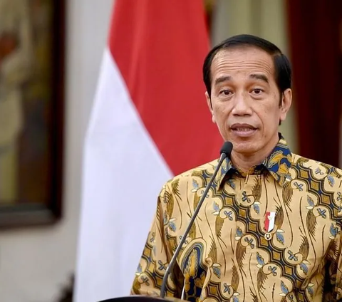 <br>Presiden Joko Widodo tak menghadiri pengumuman Cawapres dari PDIP. Jokowi sedang lawatan di luar negeri.