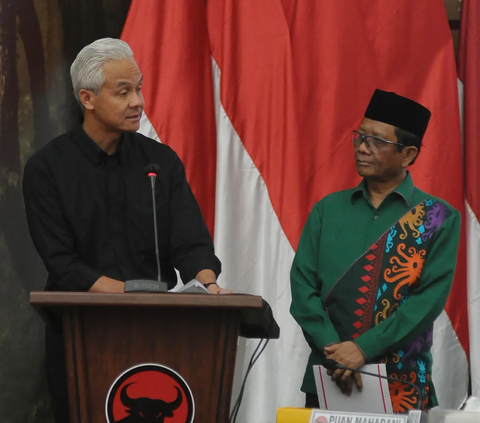 Wawancara Khusus Mahfud MD: Biaya Cawapres dan Peran Jokowi
