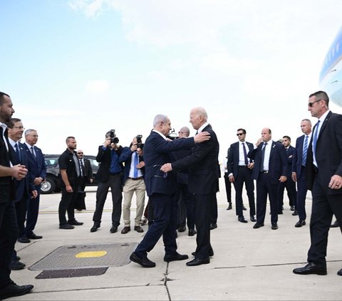 FOTO: Presiden Amerika Serikat Joe Biden Tiba di Israel, Langsung Peluk Erat PM Netanyahu