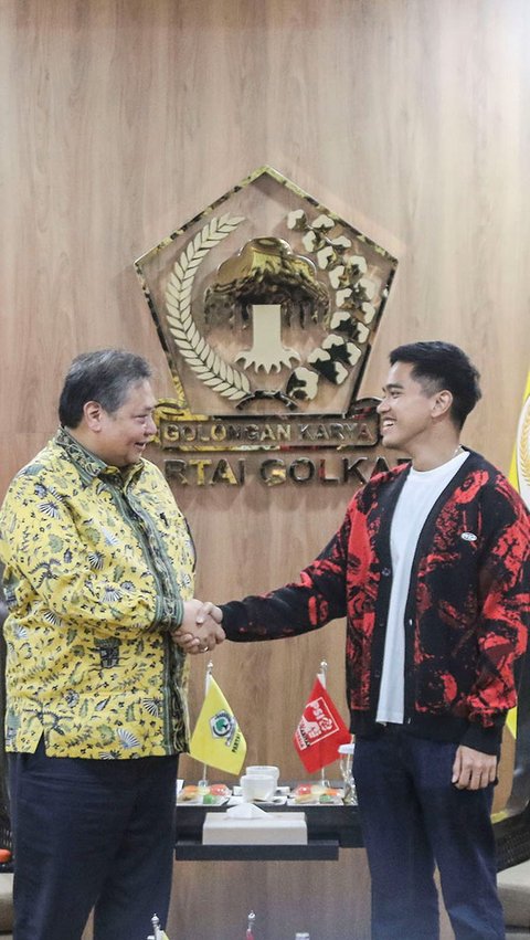 FOTO: Momen Kaesang Temui Airlangga Hartarto di Markas Golkar, Pelajari Strategi Menangkan Pemilu 2024