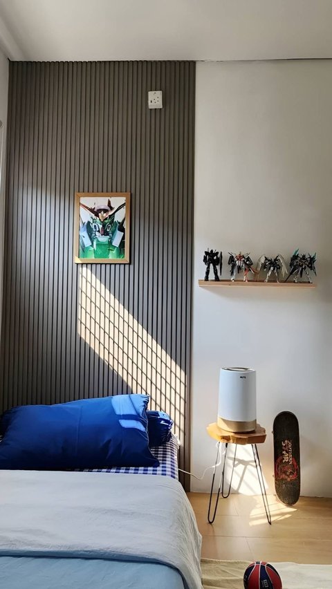 Simple and Warm, Wall Panel Accent for Boys' Room