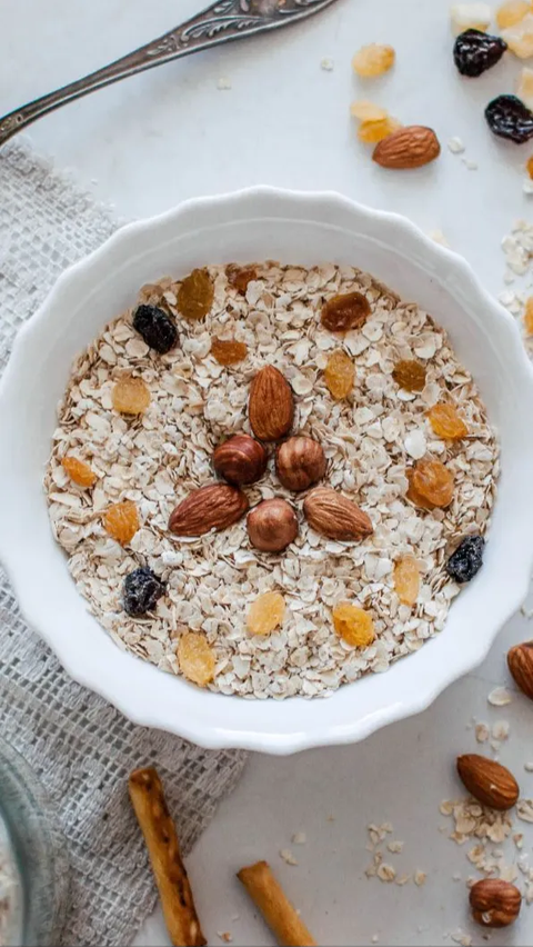 7. Oatmeal: Nutrisi Seimbang dalam Satu Porsi