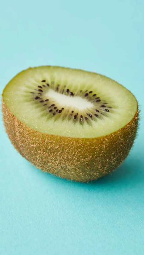 9. Kiwi: Serat dan Nutrisi Buah untuk Diet