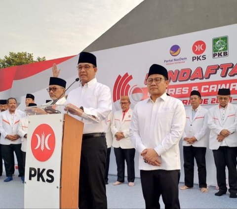 Anies-Cak Imin Tiba di Kantor PKS Disambut Selawat