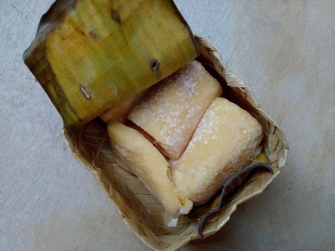 Cara Membuat Kue Pakai Tape Singkong