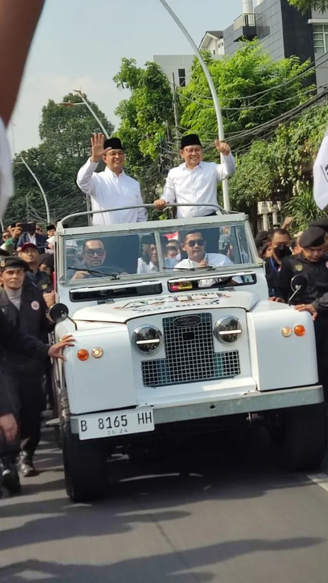 Mantan Sopir dan Tukang Semir Sepatu, Sosok yang Antarkan Anies-Cak Imin ke KPU Naik Jeep