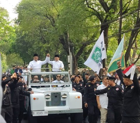 Cerita 'Kendaraan Politik' Land Rover Putih yang Dipakai Anies Cak Imin Daftar Pilpres ke KPU