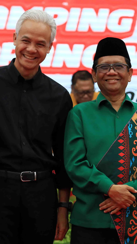 Mahfud merupakan calon wakil presiden yang mendampingi Ganjar Prabowo sebagai calon Presiden PDI Perjuangan.<br>