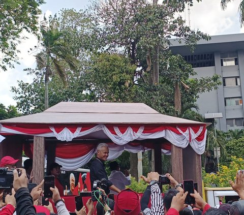 PDIP Respons Relawan Anies Teriak AMIN Presiden di Depan Rumah Megawati