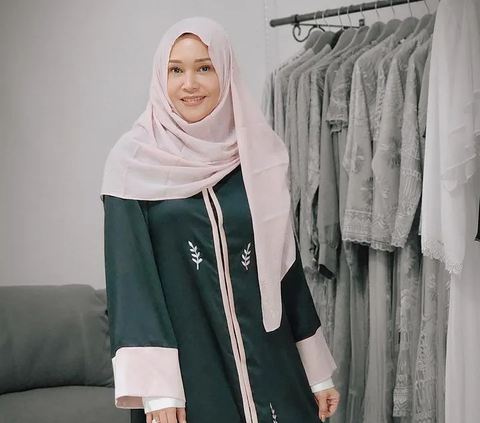 Penampilan Maia Estianty Tampil Mengenakan Hijab dan Cadar Bikin Pangling, Ashanty 'Cocok'