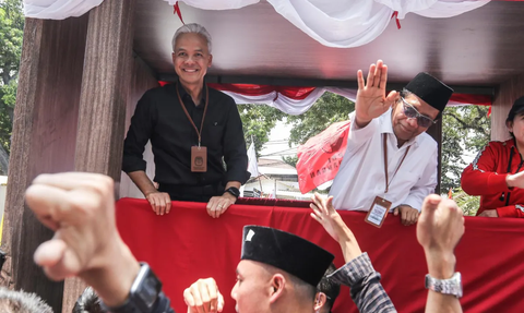 Usai Daftar ke KPU, Ganjar-Mahfud Berkumpul di Rumah Megawati: Minum Jus dan Ketawa-Ketawa