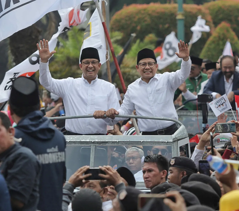 Mobil Land Rover Legendaris yang Dipakai Anies-Cak Imin Daftar ke KPU Beda dari Data Polisi, Ini Buktinya