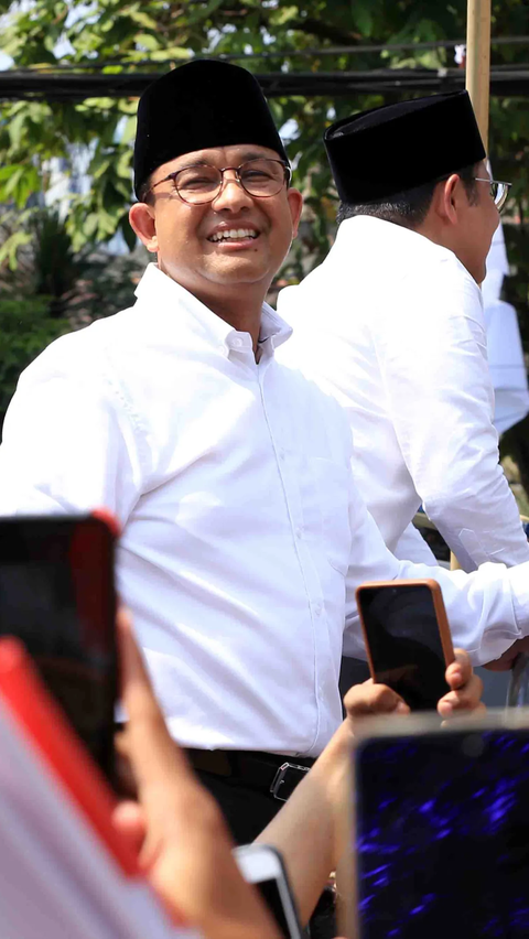 Potret Adu Penampilan Ganjar-Mahfud VS Anies-Muhaimin saat Daftar Pilpres 2024 ke KPU