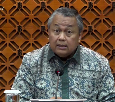 Gubernur Bank Indonesia (BI) Perry Warjiyo merevisi proyeksi pertumbuhan ekonomi global menjadi 2,9 persen pada 2023, sebelumnya di kisaran 2,7 persen.