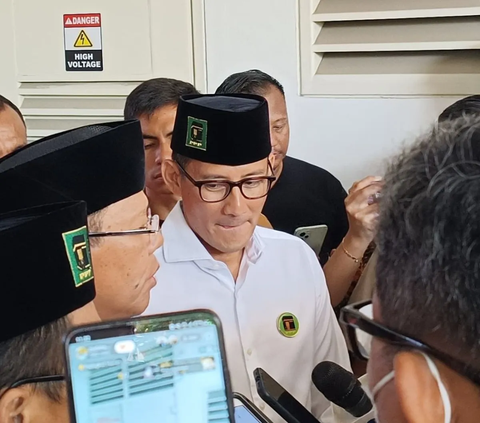 Legowo Tak jadi Cawapres, Sandiaga Siap jadi 'Senjata' Pemenangan Ganjar-Mahfud MD