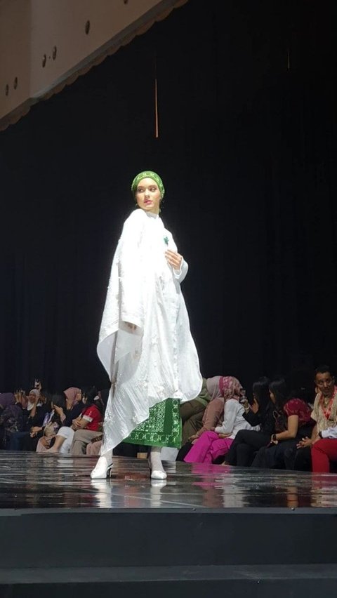 <b>Intip Koleksi Terbaru Danjyo Hiyoji di Jakarta Muslim Fashion Week 2024</b>