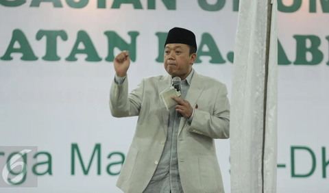 Nusron menghormati sikap politik Mahfud yang memilih dengan Ganjar. Nusron pun mengajak berkompetisi sehat merebut suara warga NU.<br>