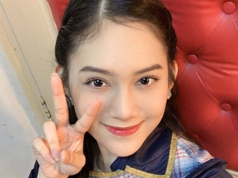 Umumkan Kelulusan, 10 Foto Cantik Chika Saat Pakai Kostum JKT48, Bikin Gagal Move On